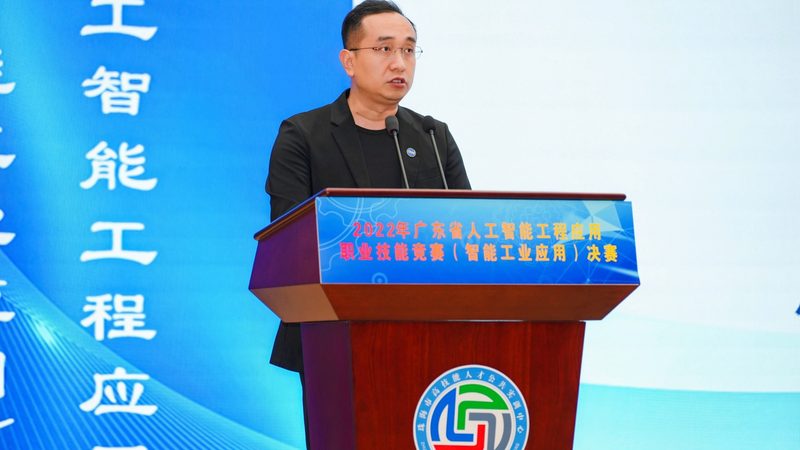 AI算法定制平台：参数配置背后的技术考量